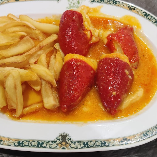 Pimientos Rellenos de Marisco