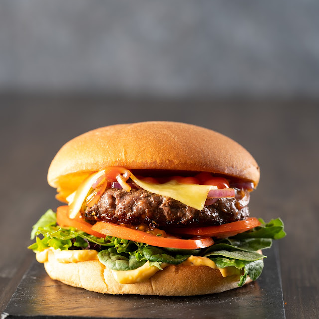 Classic Cheeseburger