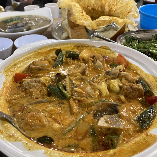 Garoupa Fish Head Curry Dinner