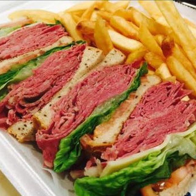 Corned Beef Platter with Lean Corned Beef Lettuce Tomato Served with Potato Salad & Rye Bread