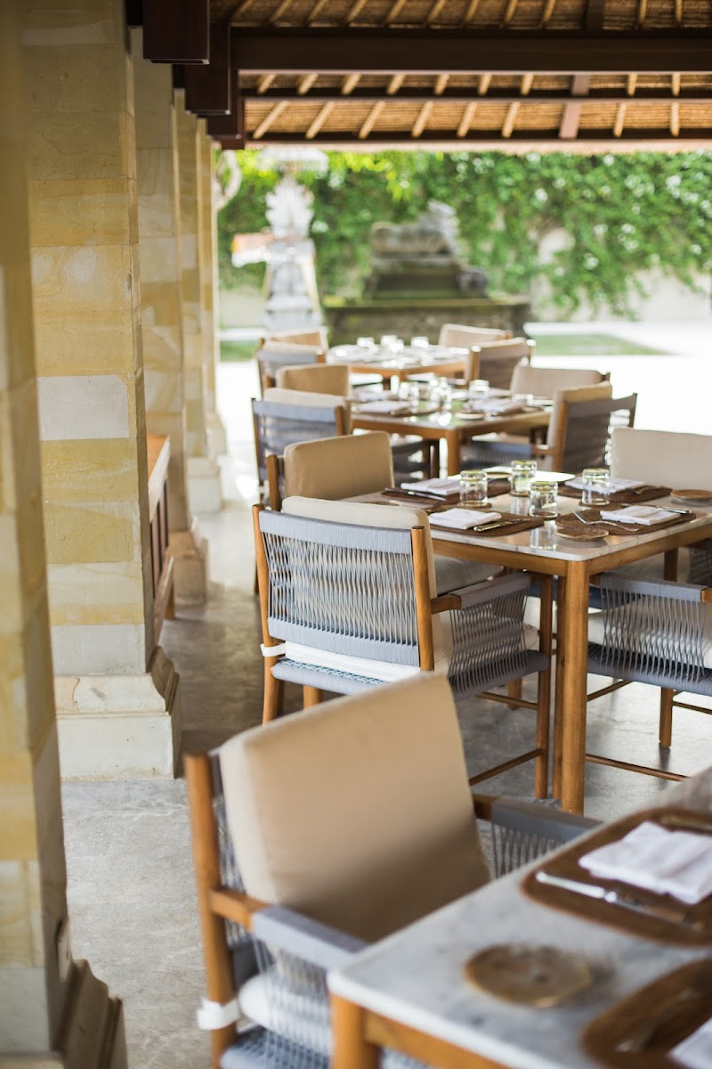 NŪTRIŌ Restaurant