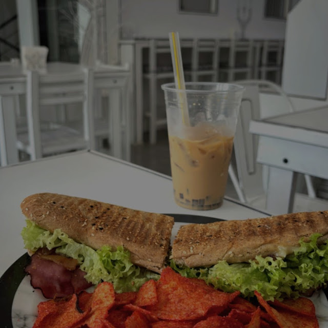 Baguette de Roast Beef Con Pan de Masa Madre