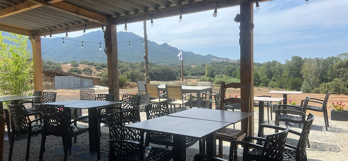 La table de Stipiti