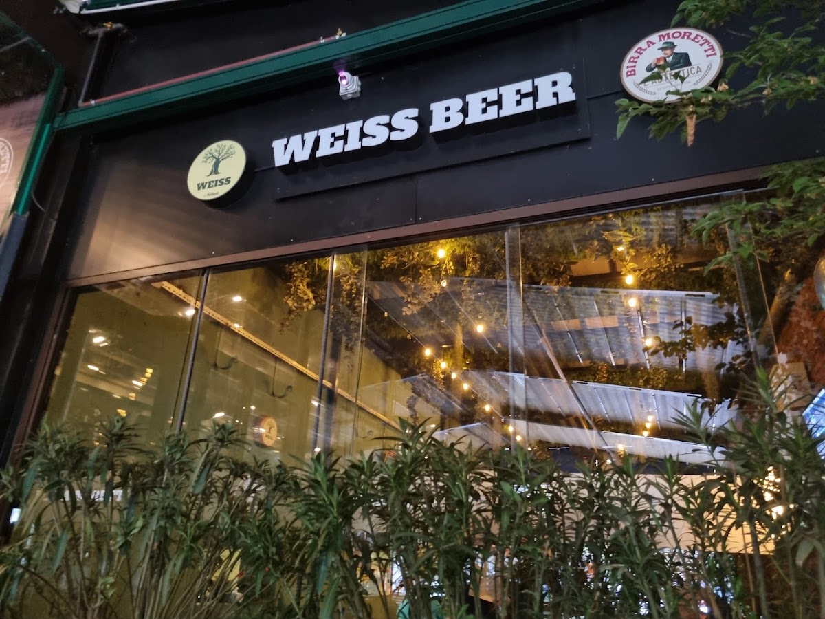 Weiss Beer Garden