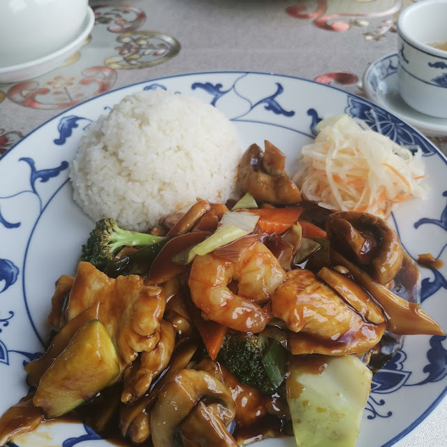 Hähnchen 8 Kostbarkeiten Mittags
