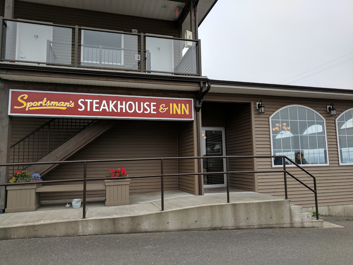 Sportsman's Steak & Pizza House