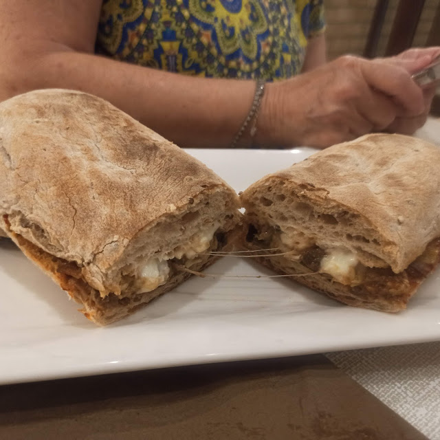 Mpustarella Provola Di Bufala E Parmiggiana Di Melanzane