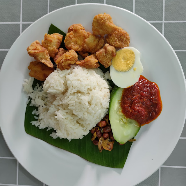 Nasi Lemak Ayam Rendang