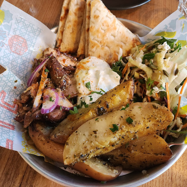 Mixed Kebab with Lemon Wedges