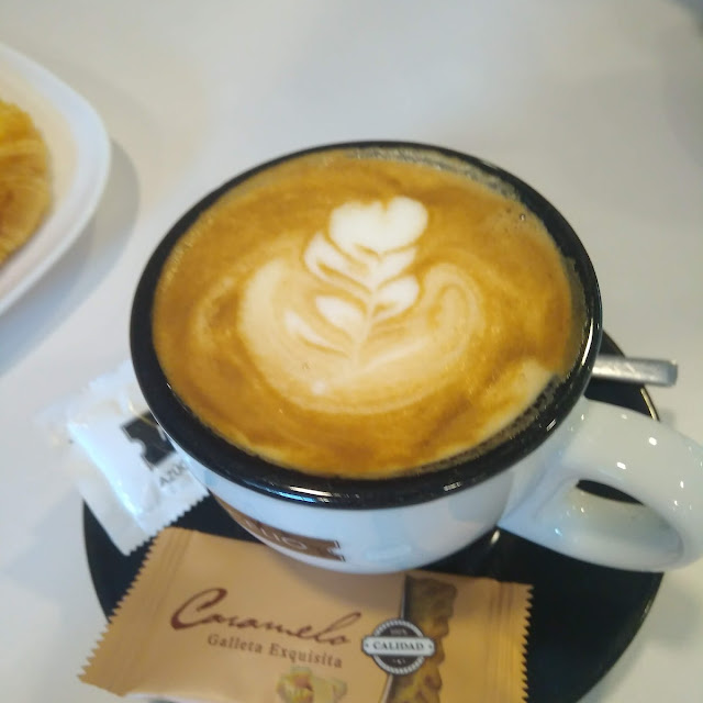 Café Con Leche
