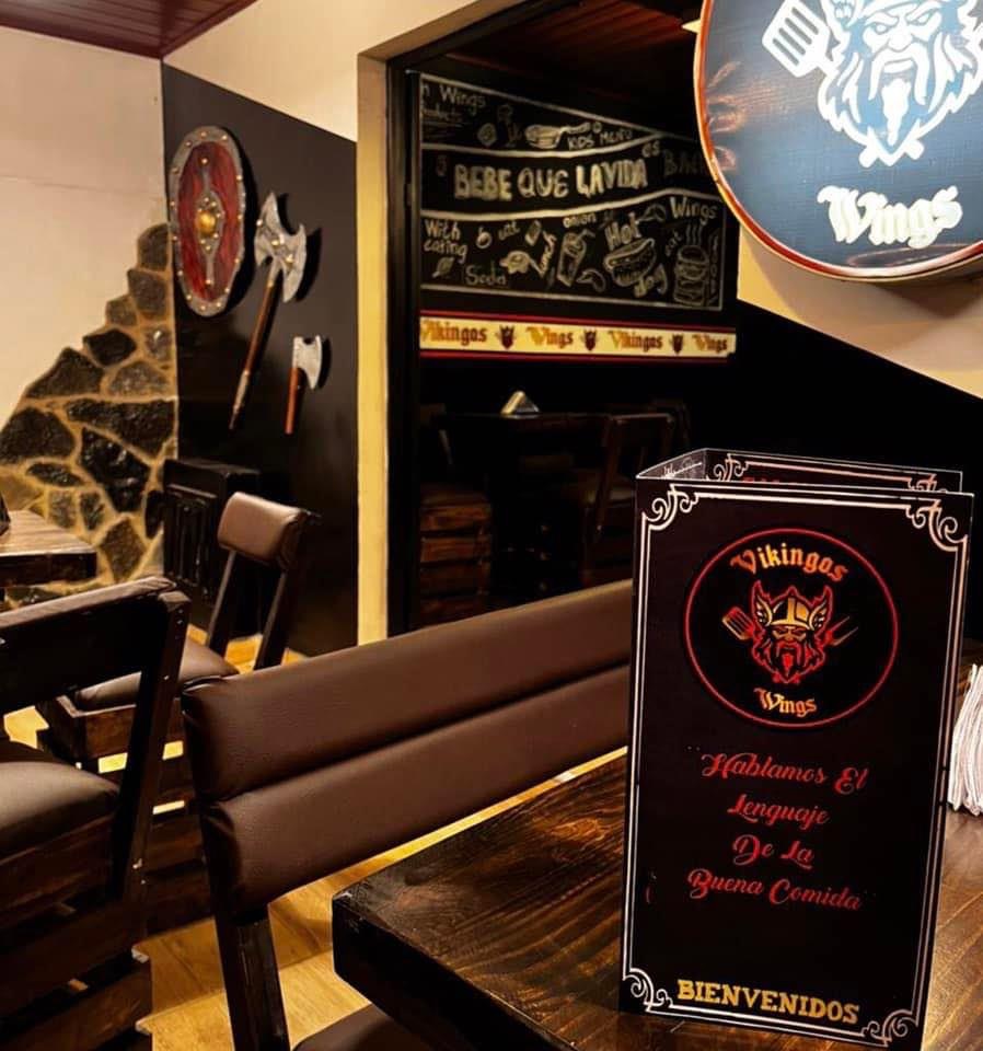 VIKINGOS WINGS CAQUEZA