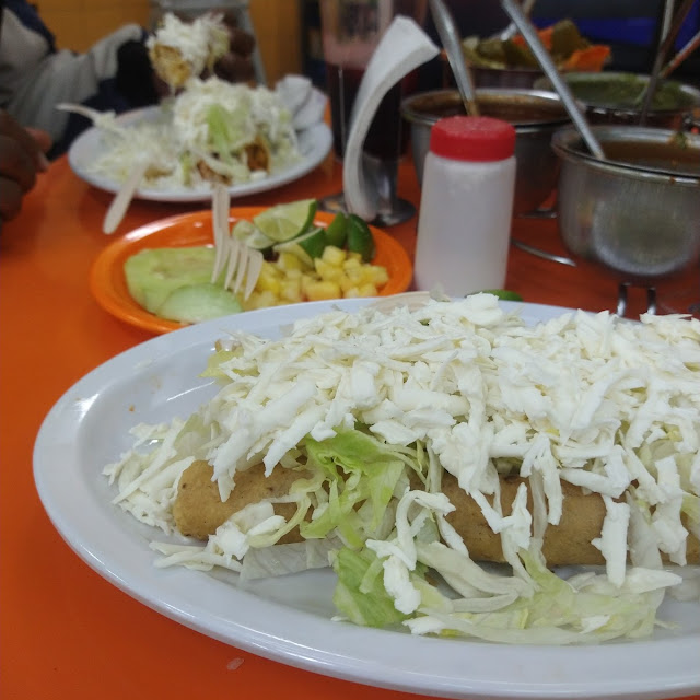 Tacos Dorados de Pollo