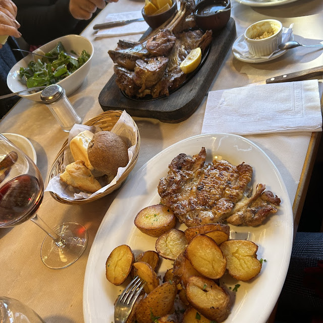 Pata Y Muslo Con Papas