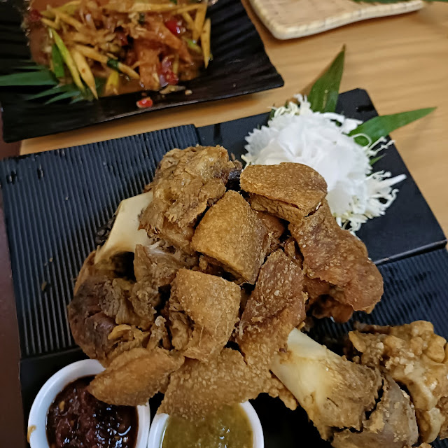 炸猪蹄