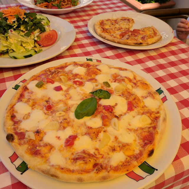 Pizza Margherita