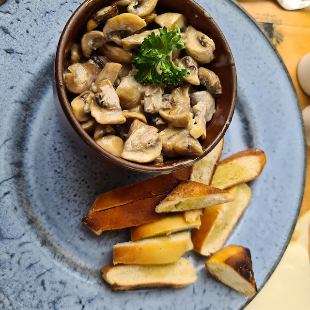 Fungi Con Aglio