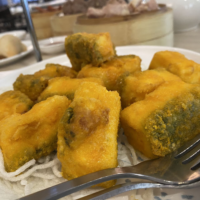 Deep-Fried Homemade Tofu with Salted Egg Yolk