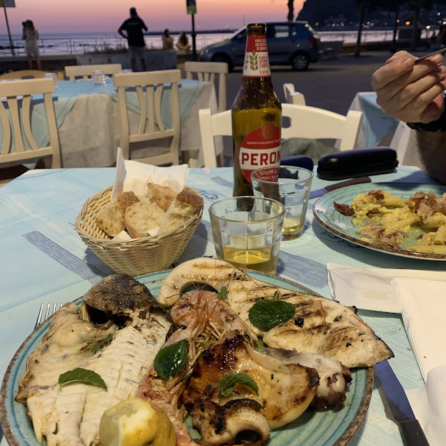 Grillata de Orata Pez Espada Y Langostino