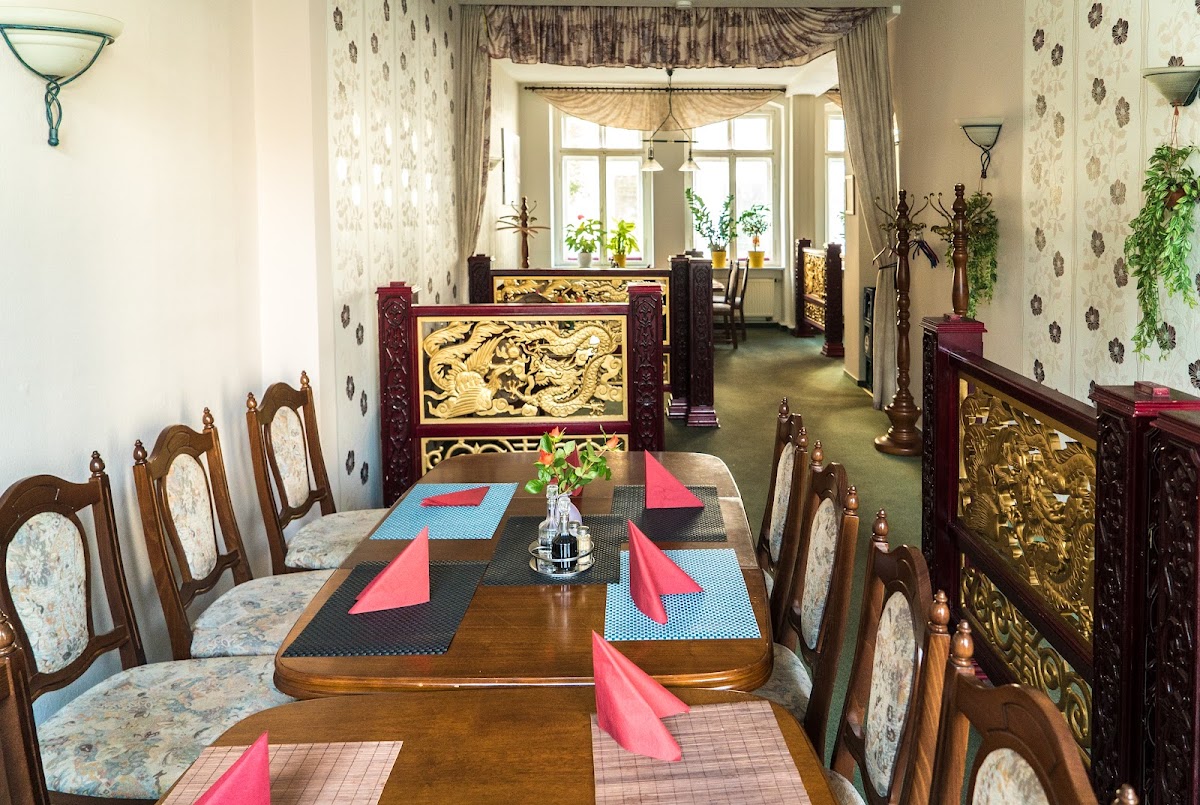 MEKONG RESTAURANT