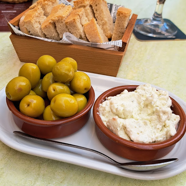 Pan Y Alioli