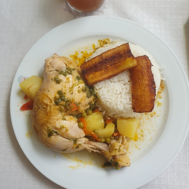 Pollo Guisado