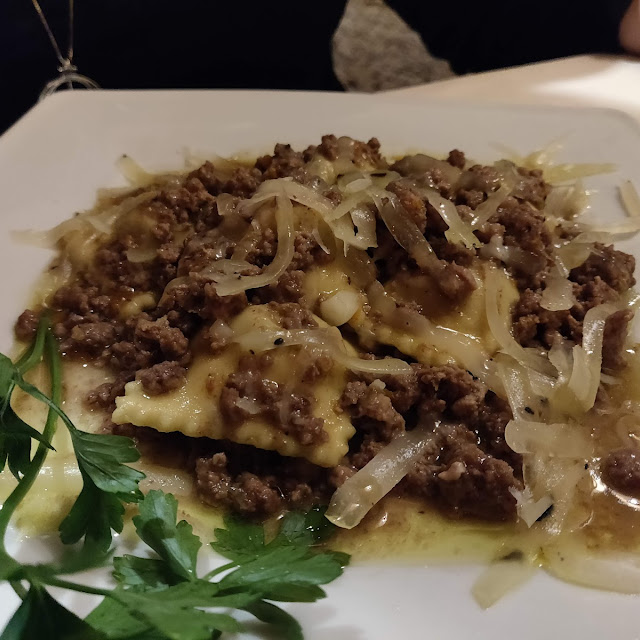 Ravioli Con Ragù Bianco Di Chianina