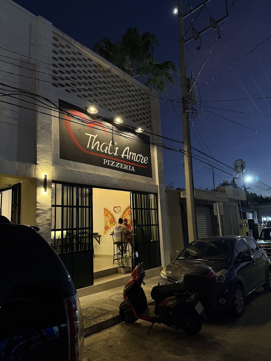 That’s Amore Pizzeria Cozumel