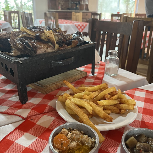 Parrilla Y Papas Fritas