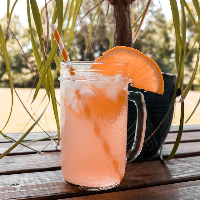 Sweet Tea & Lemonade