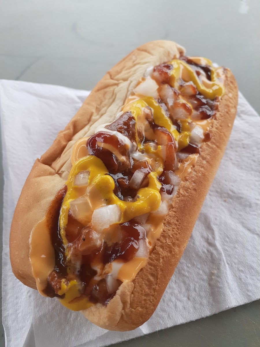 Redd’s Hot Dogs