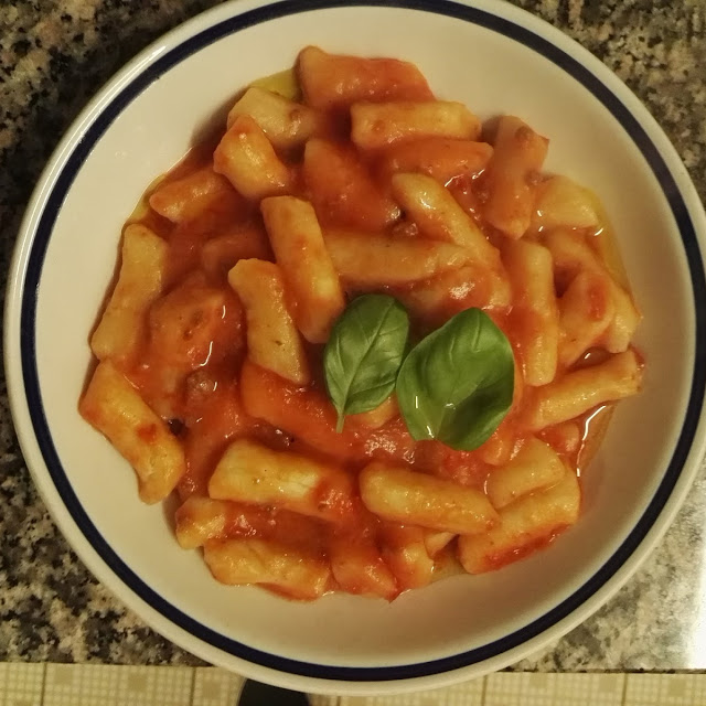 Gnocchi Di Patate Fatti In Casa Al Pomodoro E Basilico