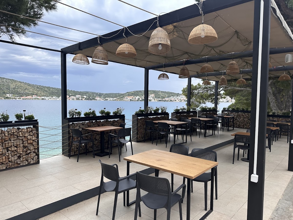 Kitchen&bar Garden
