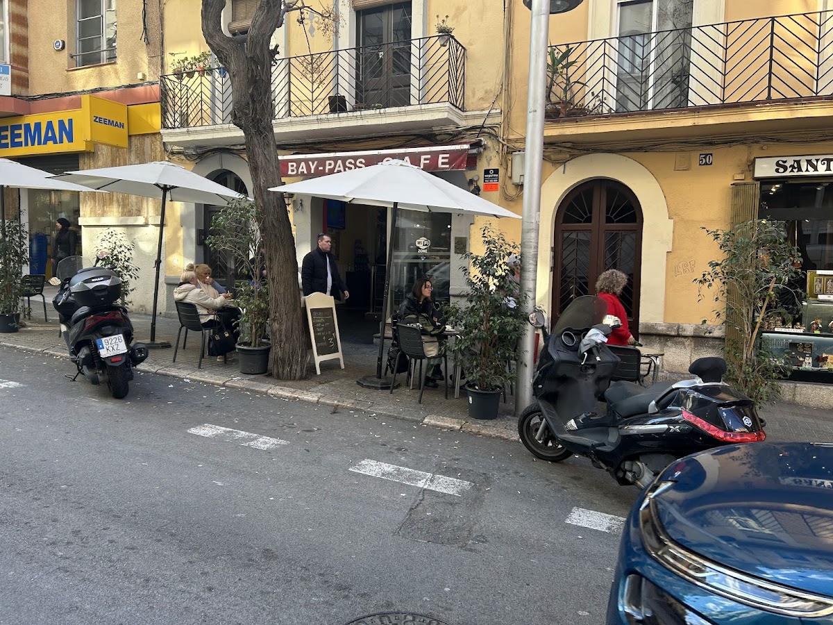 BAY-PASS CAFE
