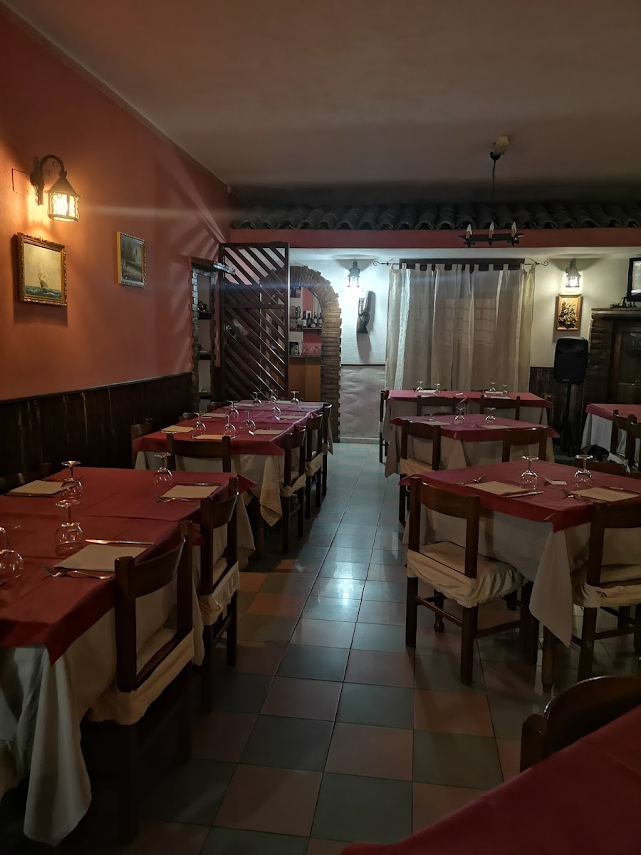 Il Vecchio Focolare Trattoria Pizzeria