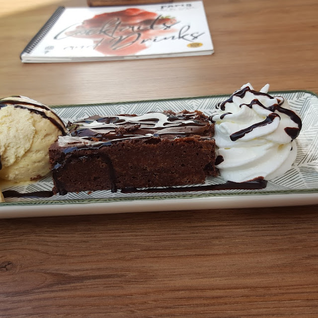 Hot Chocolate Brownie with Ice Cream