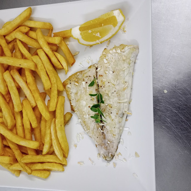 Filetto Di Orata Con Patatine