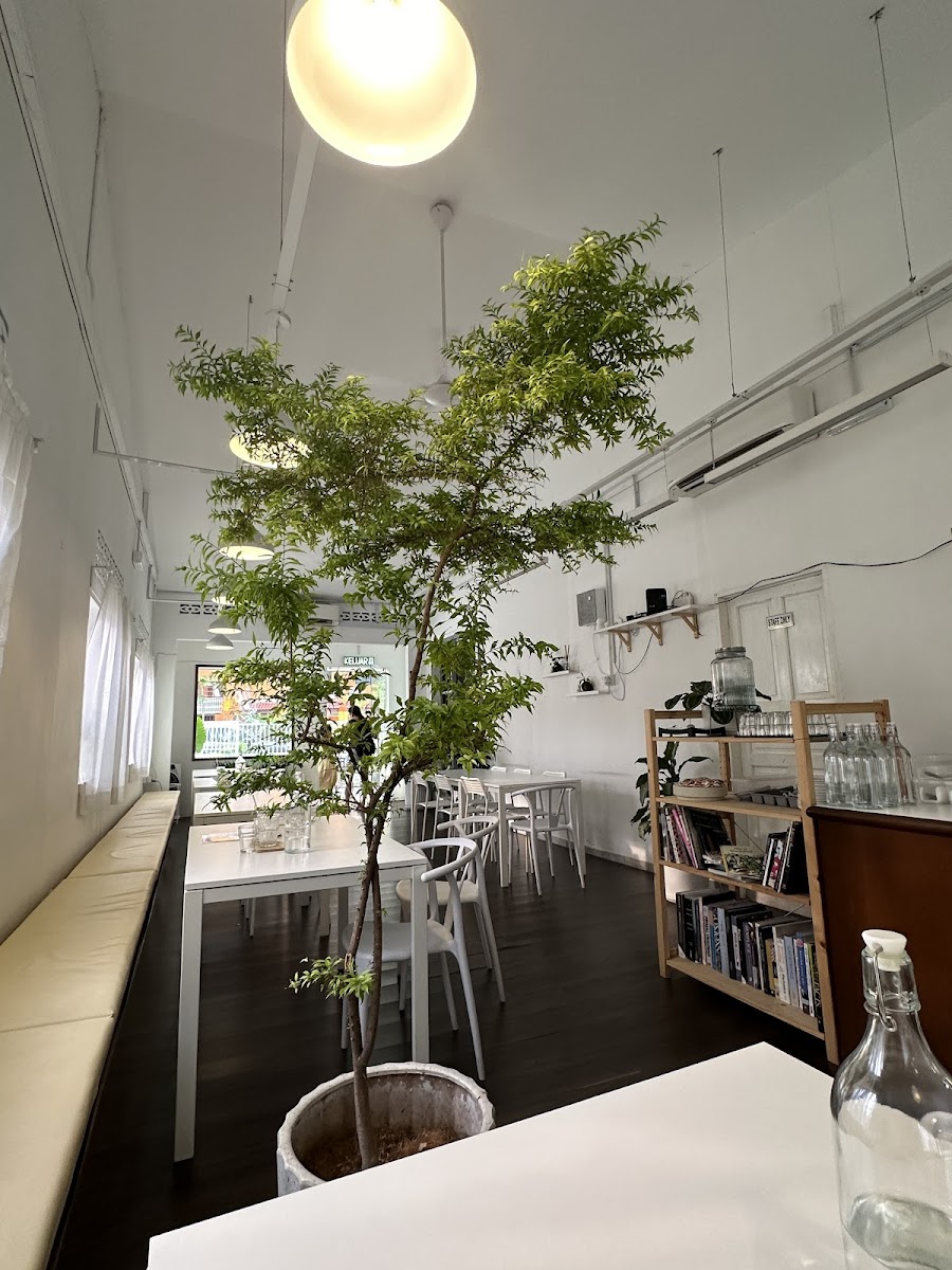 March Fourteen Cafe