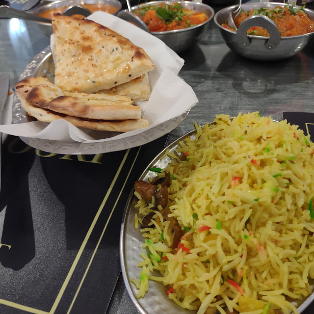Mushroom Rice and Garlic Naan Bread