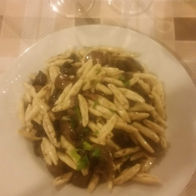 Cavatelli Con Funghi E Cinghiale