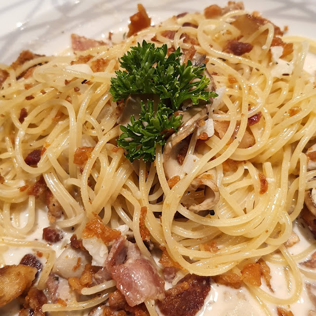 Spaghetti Olio with Bacon