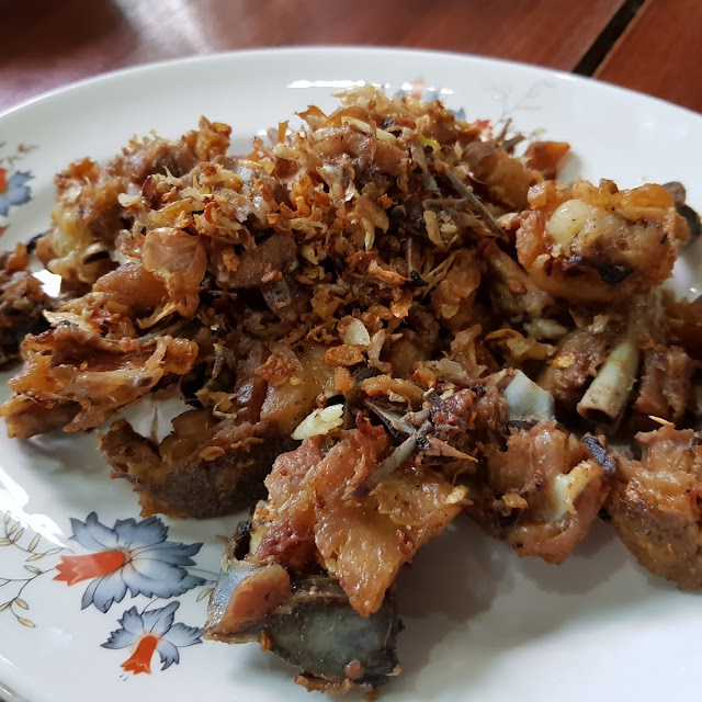 ไก่ซัดเกลือ