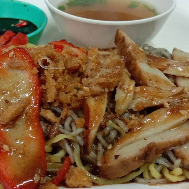 Dried Noodle with Vean Duck and Red Pork