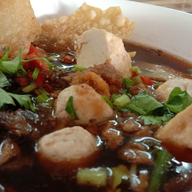 Roll Noodle Soup