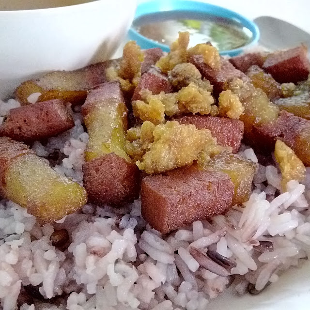 ข้าวราดหมูสามชั้น