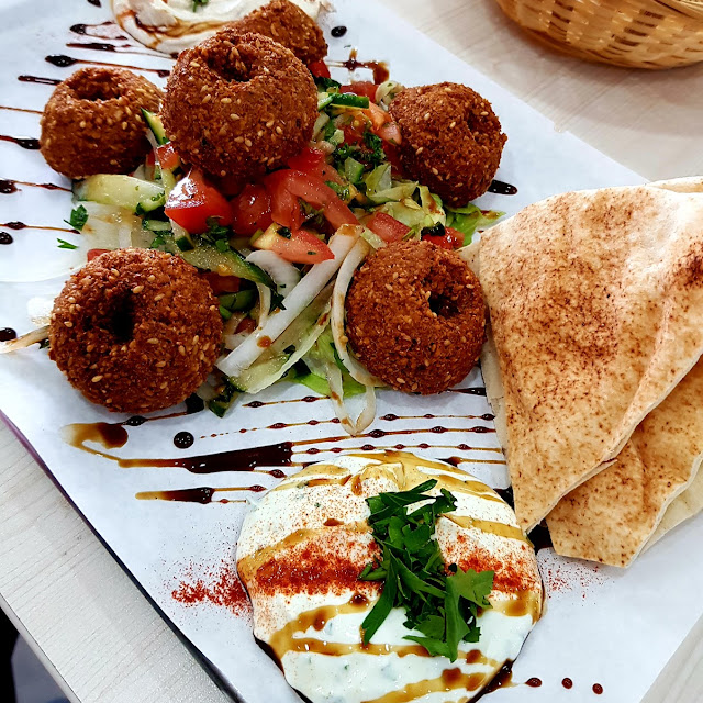 Falafel Teller