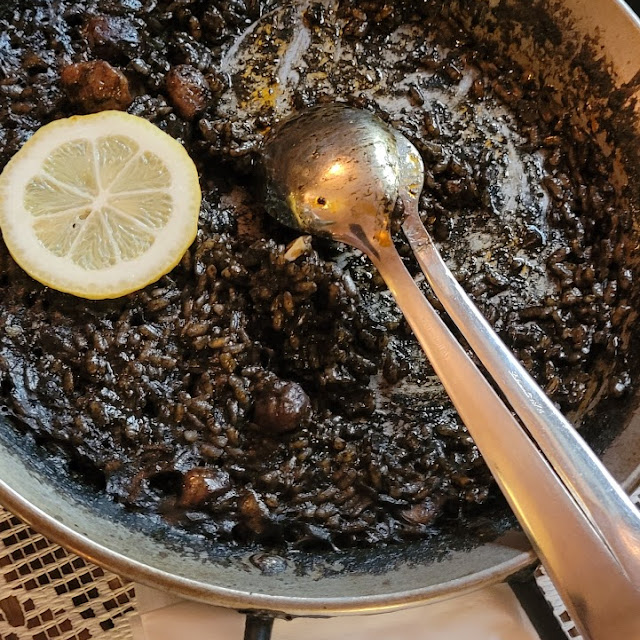 Arròs Negre Amb All I Oli