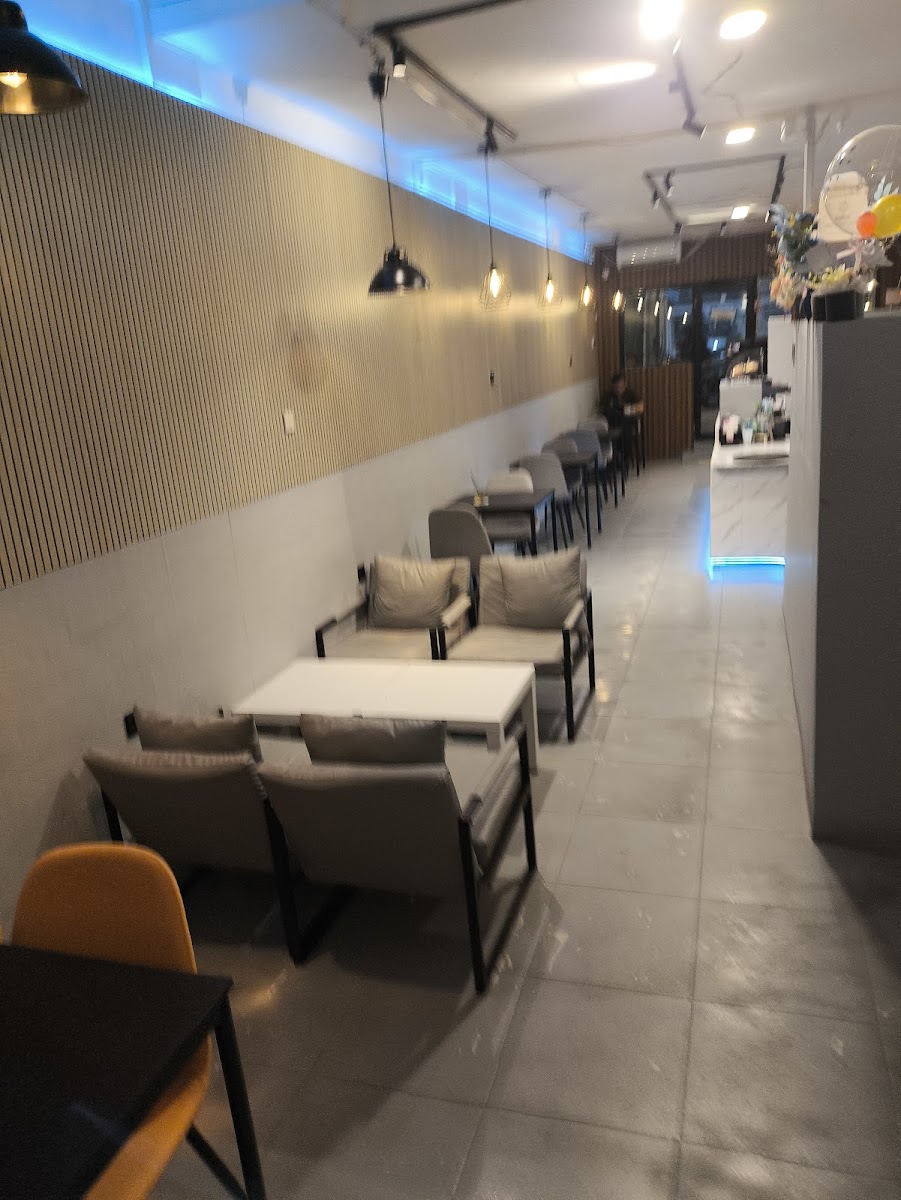 Xtime Cafe