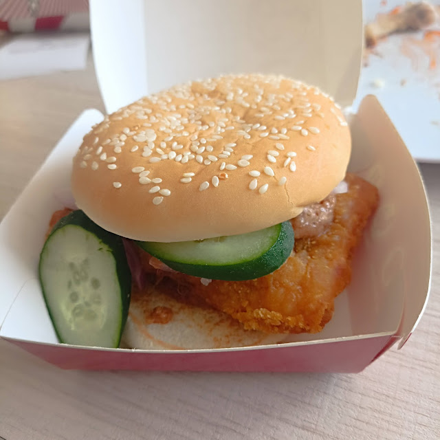 Satay Burger