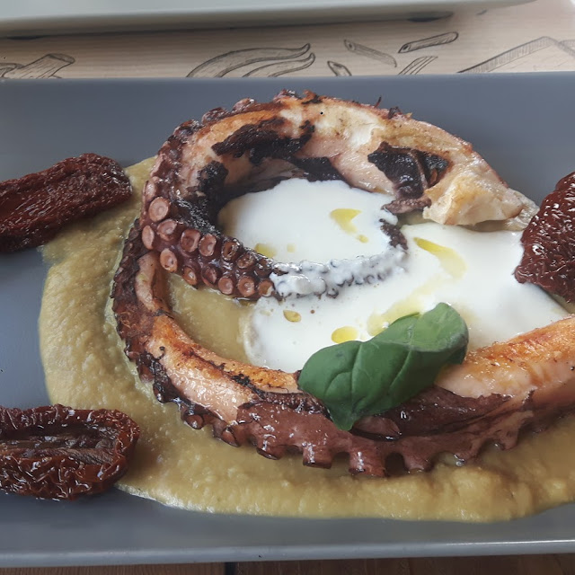 Polpo In Crema Di Ceci E Stracciatella