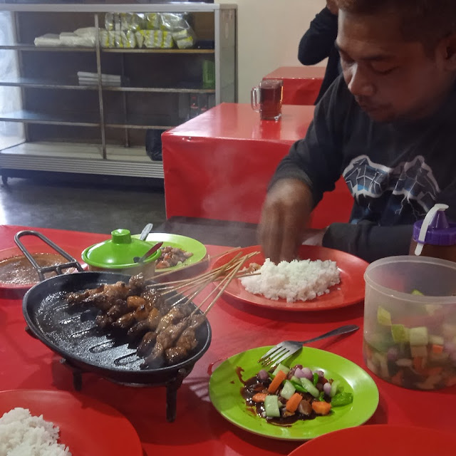 Sate Pak Kumis